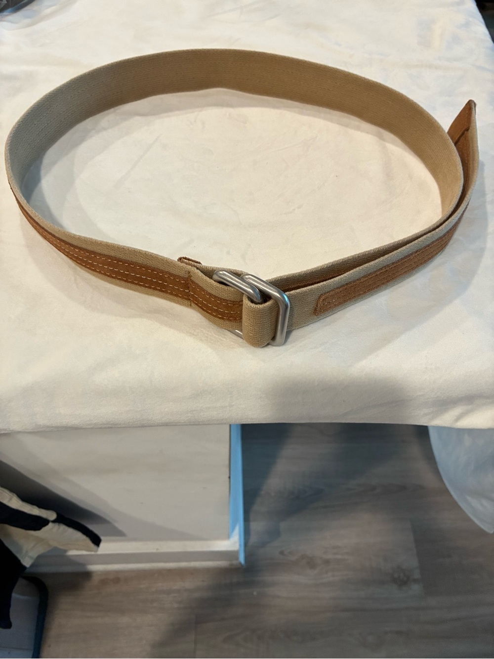 Banana Republic Men’s Canvas  Suede Casual Belt Engraved Buckle Logo One Size
